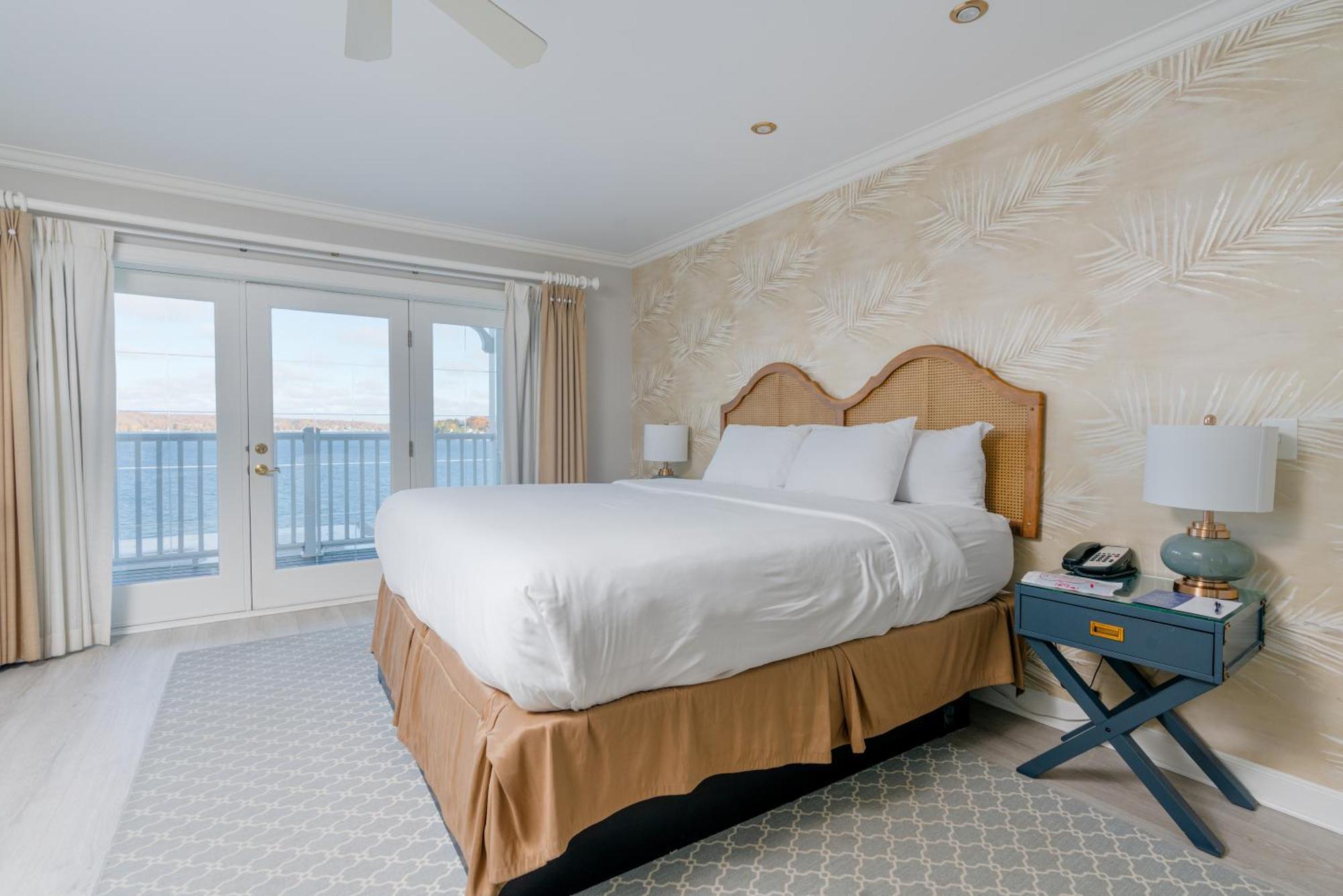 The Geneva Inn Lake Geneva Extérieur photo