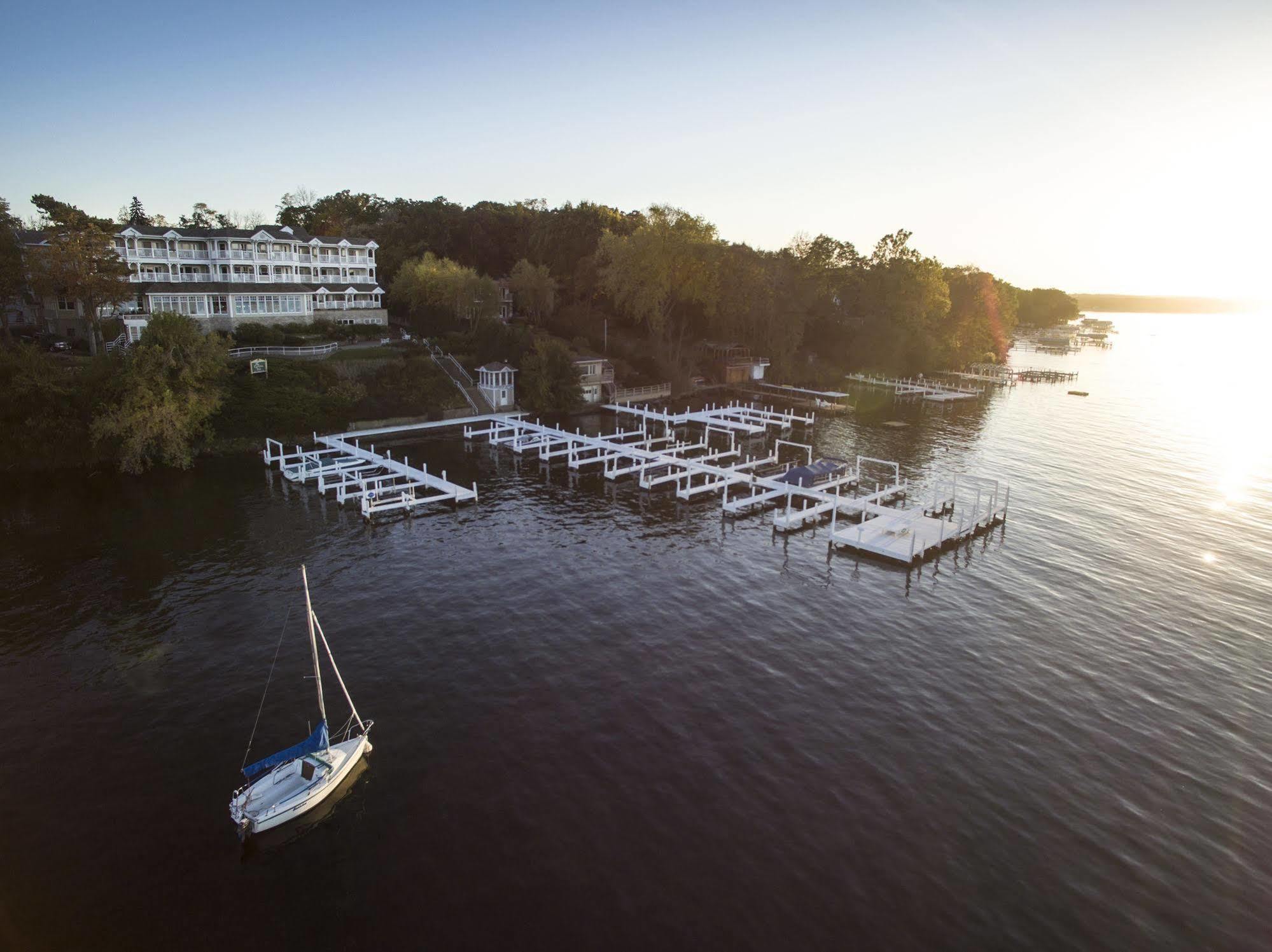 The Geneva Inn Lake Geneva Extérieur photo