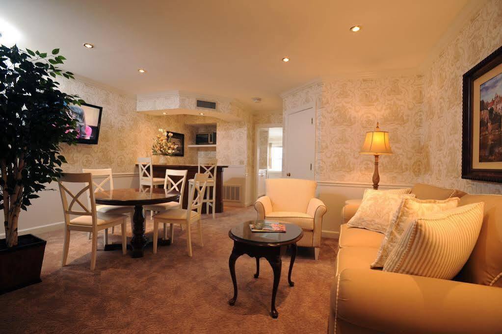 The Geneva Inn Lake Geneva Extérieur photo