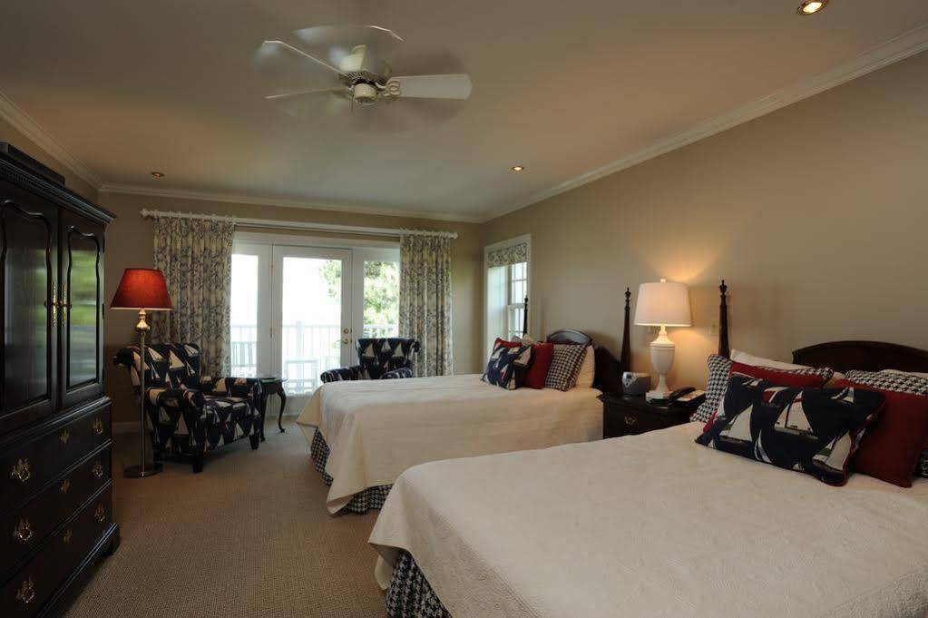 The Geneva Inn Lake Geneva Extérieur photo